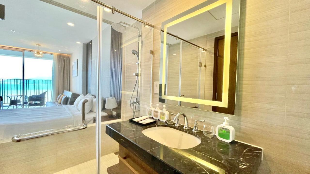 Rollton Ocean View Apartment Nha Trang Eksteriør billede