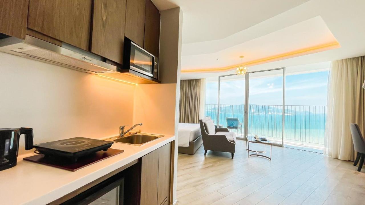 Rollton Ocean View Apartment Nha Trang Eksteriør billede